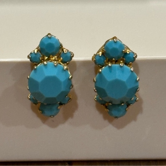 Jewelry - Vintage 1960's costume jewelry turquoise gold tone earrings with post backings